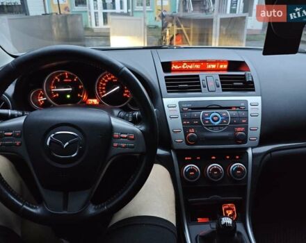 Серый Мазда 6, объемом двигателя 2 л и пробегом 285 тыс. км за 6700 $, фото 16 на Automoto.ua