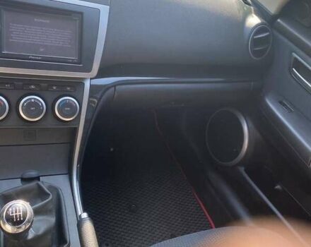 Серый Мазда 6, объемом двигателя 2 л и пробегом 229 тыс. км за 6300 $, фото 1 на Automoto.ua