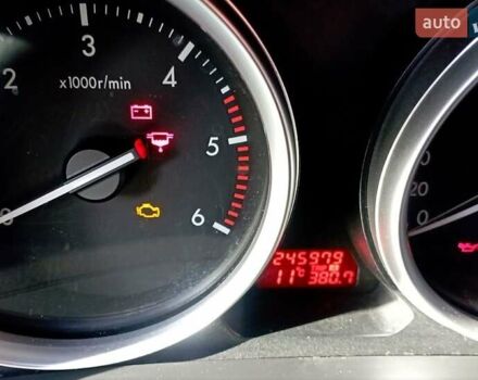 Сірий Мазда 6, об'ємом двигуна 2 л та пробігом 246 тис. км за 7600 $, фото 8 на Automoto.ua