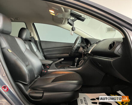 Сірий Мазда 6, об'ємом двигуна 2 л та пробігом 211 тис. км за 9000 $, фото 8 на Automoto.ua