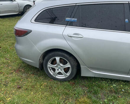 Сірий Мазда 6, об'ємом двигуна 2 л та пробігом 298 тис. км за 3000 $, фото 4 на Automoto.ua