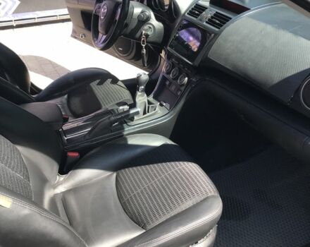 Сірий Мазда 6, об'ємом двигуна 2 л та пробігом 301 тис. км за 6600 $, фото 14 на Automoto.ua