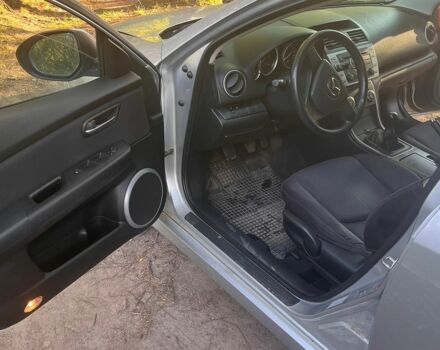 Сірий Мазда 6, об'ємом двигуна 2 л та пробігом 330 тис. км за 5500 $, фото 10 на Automoto.ua