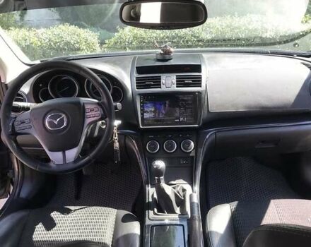 Серый Мазда 6, объемом двигателя 2 л и пробегом 301 тыс. км за 6600 $, фото 8 на Automoto.ua