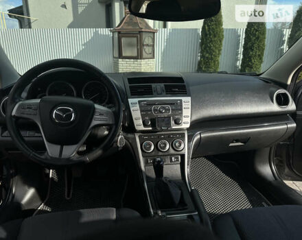 Сірий Мазда 6, об'ємом двигуна 2.2 л та пробігом 300 тис. км за 6000 $, фото 11 на Automoto.ua
