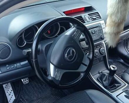 Серый Мазда 6, объемом двигателя 2.2 л и пробегом 235 тыс. км за 9000 $, фото 5 на Automoto.ua