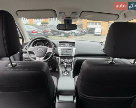 Сірий Мазда 6, об'ємом двигуна 2 л та пробігом 230 тис. км за 8000 $, фото 24 на Automoto.ua