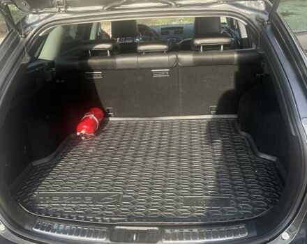 Сірий Мазда 6, об'ємом двигуна 2 л та пробігом 221 тис. км за 8100 $, фото 9 на Automoto.ua