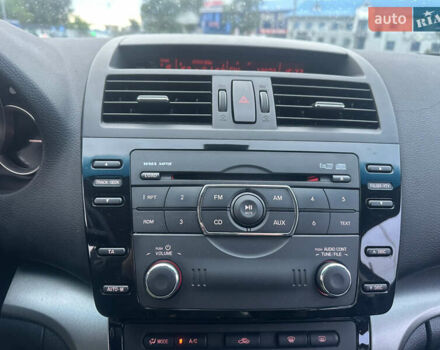 Сірий Мазда 6, об'ємом двигуна 2.2 л та пробігом 239 тис. км за 8250 $, фото 35 на Automoto.ua