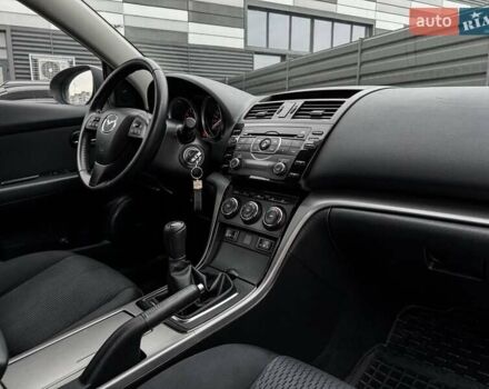 Сірий Мазда 6, об'ємом двигуна 1.8 л та пробігом 240 тис. км за 7700 $, фото 44 на Automoto.ua