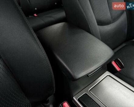 Сірий Мазда 6, об'ємом двигуна 1.8 л та пробігом 240 тис. км за 7700 $, фото 31 на Automoto.ua