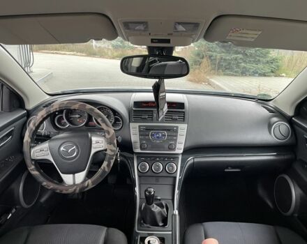 Серый Мазда 6, объемом двигателя 2 л и пробегом 276 тыс. км за 3410 $, фото 15 на Automoto.ua