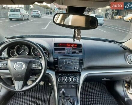 Сірий Мазда 6, об'ємом двигуна 2.2 л та пробігом 288 тис. км за 6200 $, фото 10 на Automoto.ua