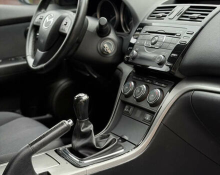 Сірий Мазда 6, об'ємом двигуна 2.2 л та пробігом 240 тис. км за 7250 $, фото 26 на Automoto.ua