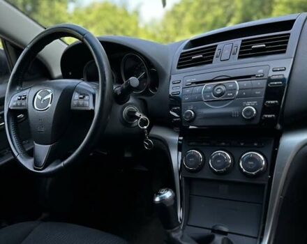 Сірий Мазда 6, об'ємом двигуна 2.2 л та пробігом 286 тис. км за 6500 $, фото 3 на Automoto.ua