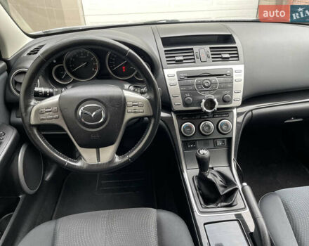 Сірий Мазда 6, об'ємом двигуна 0 л та пробігом 250 тис. км за 6800 $, фото 9 на Automoto.ua