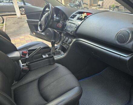 Сірий Мазда 6, об'ємом двигуна 2.2 л та пробігом 215 тис. км за 6500 $, фото 1 на Automoto.ua