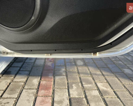 Сірий Мазда 6, об'ємом двигуна 2.2 л та пробігом 262 тис. км за 8399 $, фото 14 на Automoto.ua