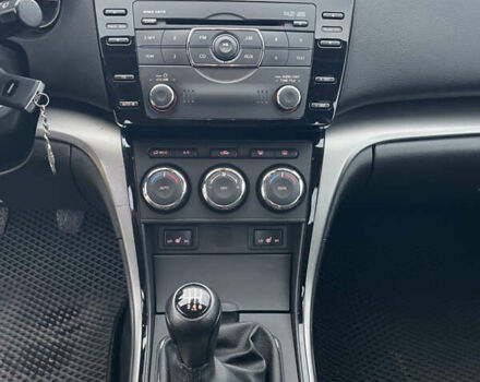 Сірий Мазда 6, об'ємом двигуна 2.2 л та пробігом 286 тис. км за 7450 $, фото 9 на Automoto.ua