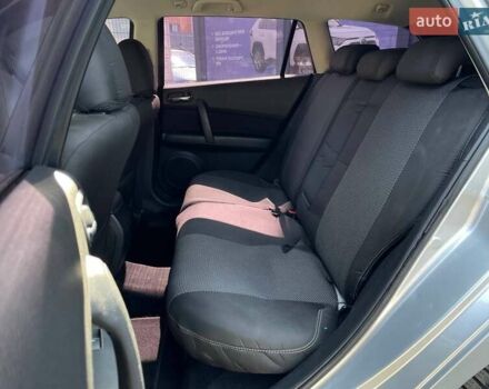 Серый Мазда 6, объемом двигателя 2.18 л и пробегом 208 тыс. км за 8500 $, фото 9 на Automoto.ua