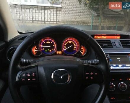 Сірий Мазда 6, об'ємом двигуна 2.18 л та пробігом 280 тис. км за 6000 $, фото 2 на Automoto.ua