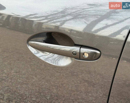 Серый Мазда 6, объемом двигателя 2.19 л и пробегом 226 тыс. км за 10900 $, фото 8 на Automoto.ua