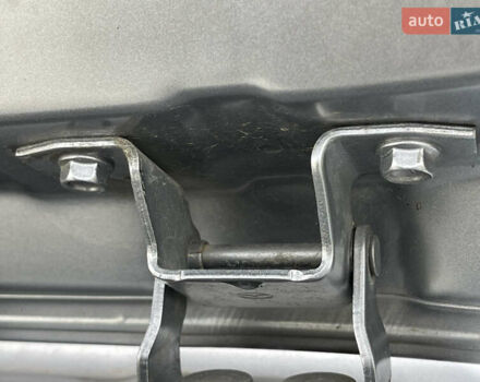 Серый Мазда 6, объемом двигателя 2.2 л и пробегом 255 тыс. км за 11250 $, фото 109 на Automoto.ua