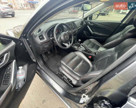 Серый Мазда 6, объемом двигателя 2.2 л и пробегом 293 тыс. км за 13000 $, фото 3 на Automoto.ua