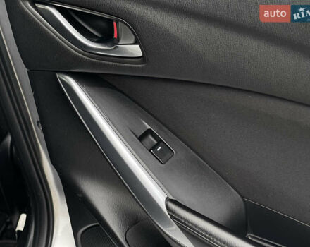 Серый Мазда 6, объемом двигателя 2.2 л и пробегом 255 тыс. км за 11450 $, фото 74 на Automoto.ua