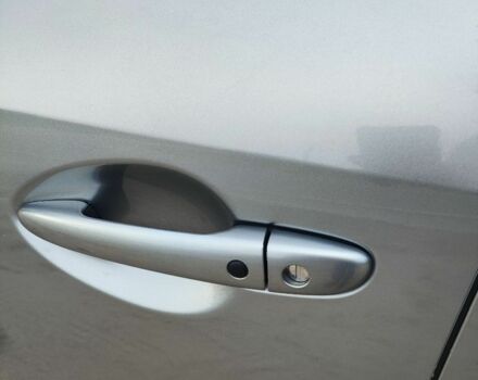 Серый Мазда 6, объемом двигателя 2.2 л и пробегом 195 тыс. км за 12500 $, фото 20 на Automoto.ua