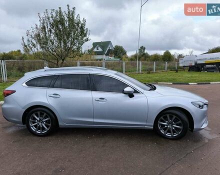 Сірий Мазда 6, об'ємом двигуна 2.19 л та пробігом 258 тис. км за 13900 $, фото 4 на Automoto.ua