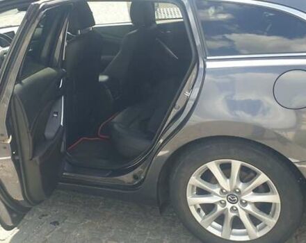 Серый Мазда 6, объемом двигателя 2.19 л и пробегом 215 тыс. км за 13500 $, фото 5 на Automoto.ua