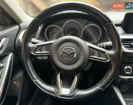 Сірий Мазда 6, об'ємом двигуна 2 л та пробігом 190 тис. км за 15950 $, фото 16 на Automoto.ua