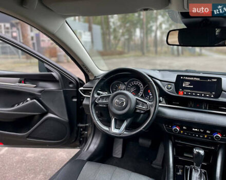 Сірий Мазда 6, об'ємом двигуна 2.19 л та пробігом 219 тис. км за 14900 $, фото 54 на Automoto.ua