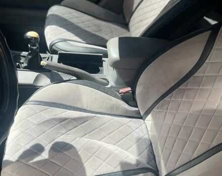 Серый Мазда 6, объемом двигателя 2 л и пробегом 389 тыс. км за 4000 $, фото 9 на Automoto.ua