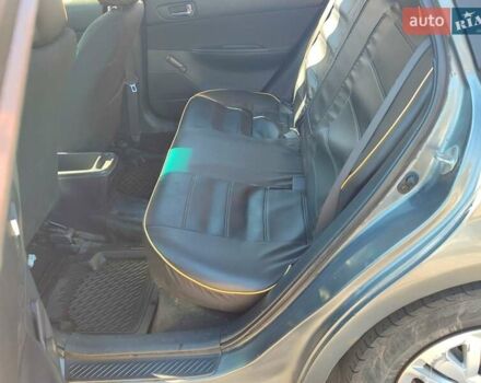 Сірий Мазда 6, об'ємом двигуна 2 л та пробігом 260 тис. км за 2999 $, фото 14 на Automoto.ua