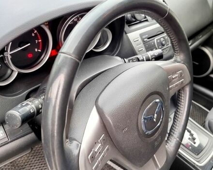 Серый Мазда 6, объемом двигателя 2 л и пробегом 250 тыс. км за 6500 $, фото 4 на Automoto.ua