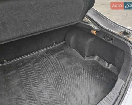 Сірий Мазда 6, об'ємом двигуна 2 л та пробігом 242 тис. км за 7000 $, фото 17 на Automoto.ua