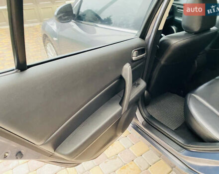 Сірий Мазда 6, об'ємом двигуна 2 л та пробігом 247 тис. км за 5700 $, фото 26 на Automoto.ua