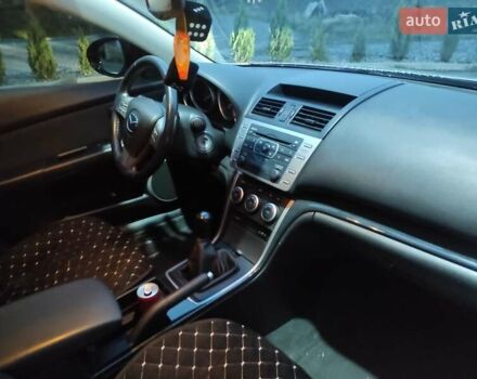 Серый Мазда 6, объемом двигателя 1.8 л и пробегом 301 тыс. км за 5700 $, фото 7 на Automoto.ua