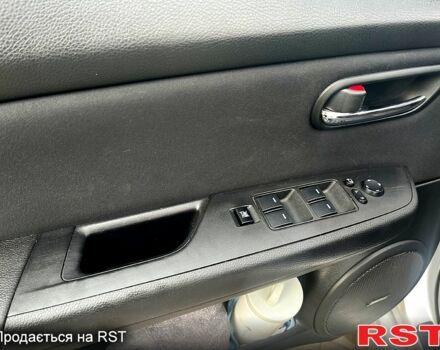 Серый Мазда 6, объемом двигателя 22 л и пробегом 295 тыс. км за 7299 $, фото 8 на Automoto.ua