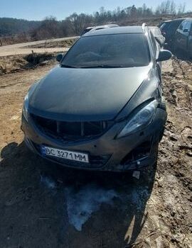 Серый Мазда 6, объемом двигателя 2.2 л и пробегом 300 тыс. км за 3700 $, фото 1 на Automoto.ua