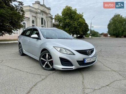Мазда 6 2010 у Звенигородка на Automoto.ua Сірий Мазда 6, об'ємом двигуна 2.18 л та пробігом 279 тис. км за 7400 $, фото 1 на Automoto.ua