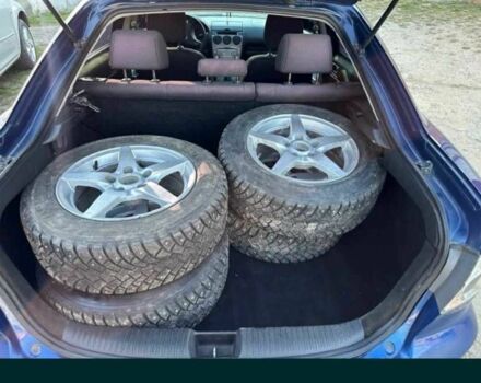 Синий Мазда 6, объемом двигателя 2 л и пробегом 250 тыс. км за 4002 $, фото 5 на Automoto.ua