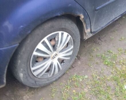 Синий Мазда 6, объемом двигателя 1.8 л и пробегом 360 тыс. км за 1100 $, фото 3 на Automoto.ua