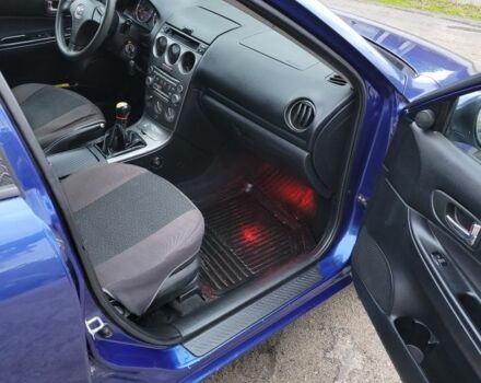 Синий Мазда 6, объемом двигателя 2 л и пробегом 305 тыс. км за 3000 $, фото 5 на Automoto.ua