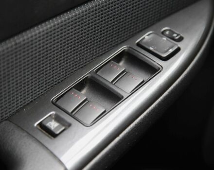 Синій Мазда 6, об'ємом двигуна 1.8 л та пробігом 182 тис. км за 5800 $, фото 20 на Automoto.ua