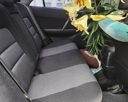 Синій Мазда 6, об'ємом двигуна 2 л та пробігом 250 тис. км за 2800 $, фото 5 на Automoto.ua