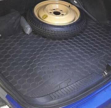 Синій Мазда 6, об'ємом двигуна 2 л та пробігом 270 тис. км за 4700 $, фото 18 на Automoto.ua