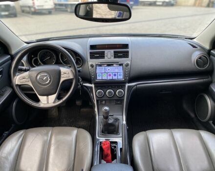 Синий Мазда 6, объемом двигателя 2 л и пробегом 244 тыс. км за 5700 $, фото 5 на Automoto.ua
